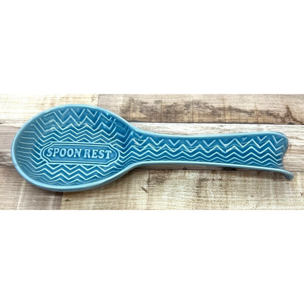 Ceramic Blue Spoon Rest With Chevron Design For Kitchen